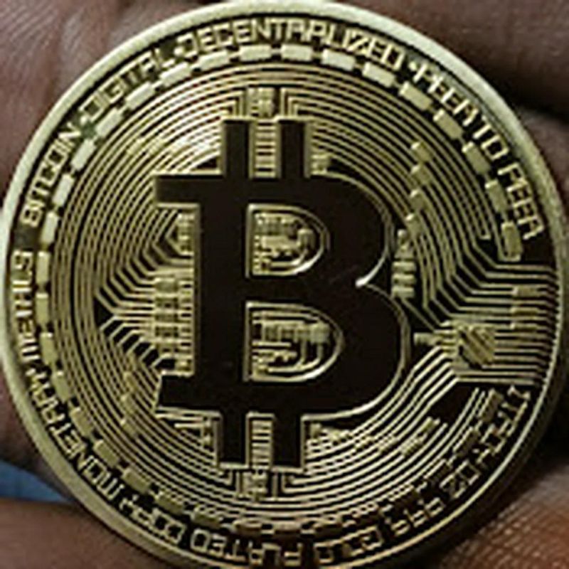 Blockchain Gang Medium - Classic 4K Light Backgrounds | Free Download