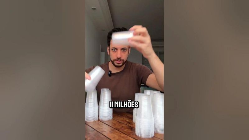 Os Brasileiros Acham Que O Mundo Todo Presta Menos O Brasil Texto - Premium Light Background Gallery - 4K