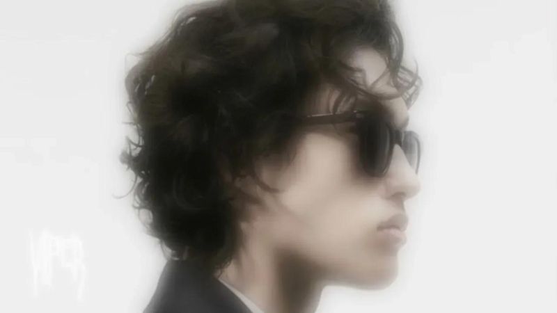 Sidepath Profile - Download Amazing Gradient Photo | Mobile