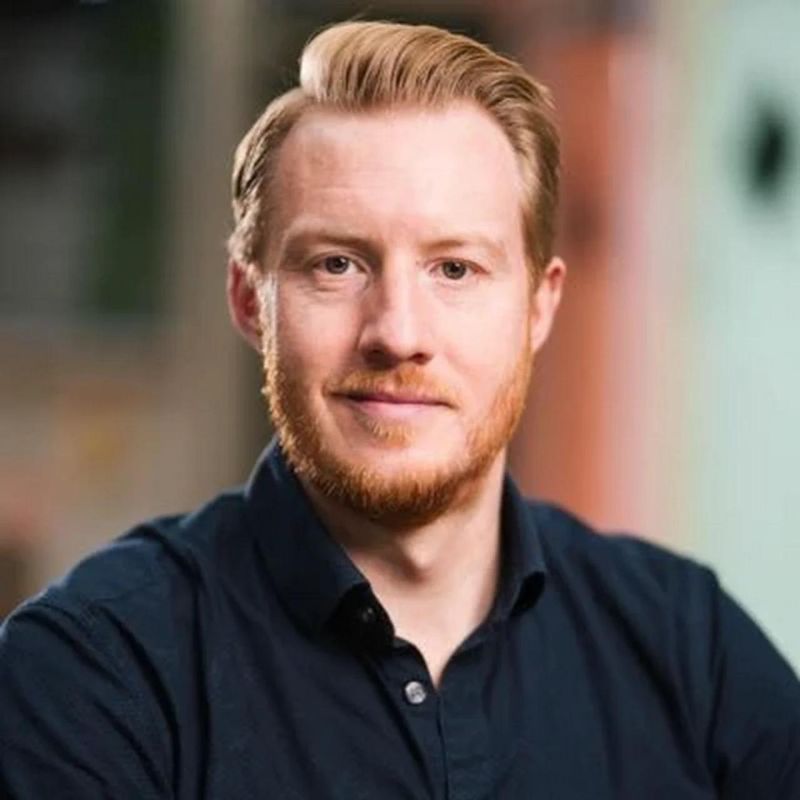 About Dan Dan Gregory - Nature Art Collection - Desktop Quality