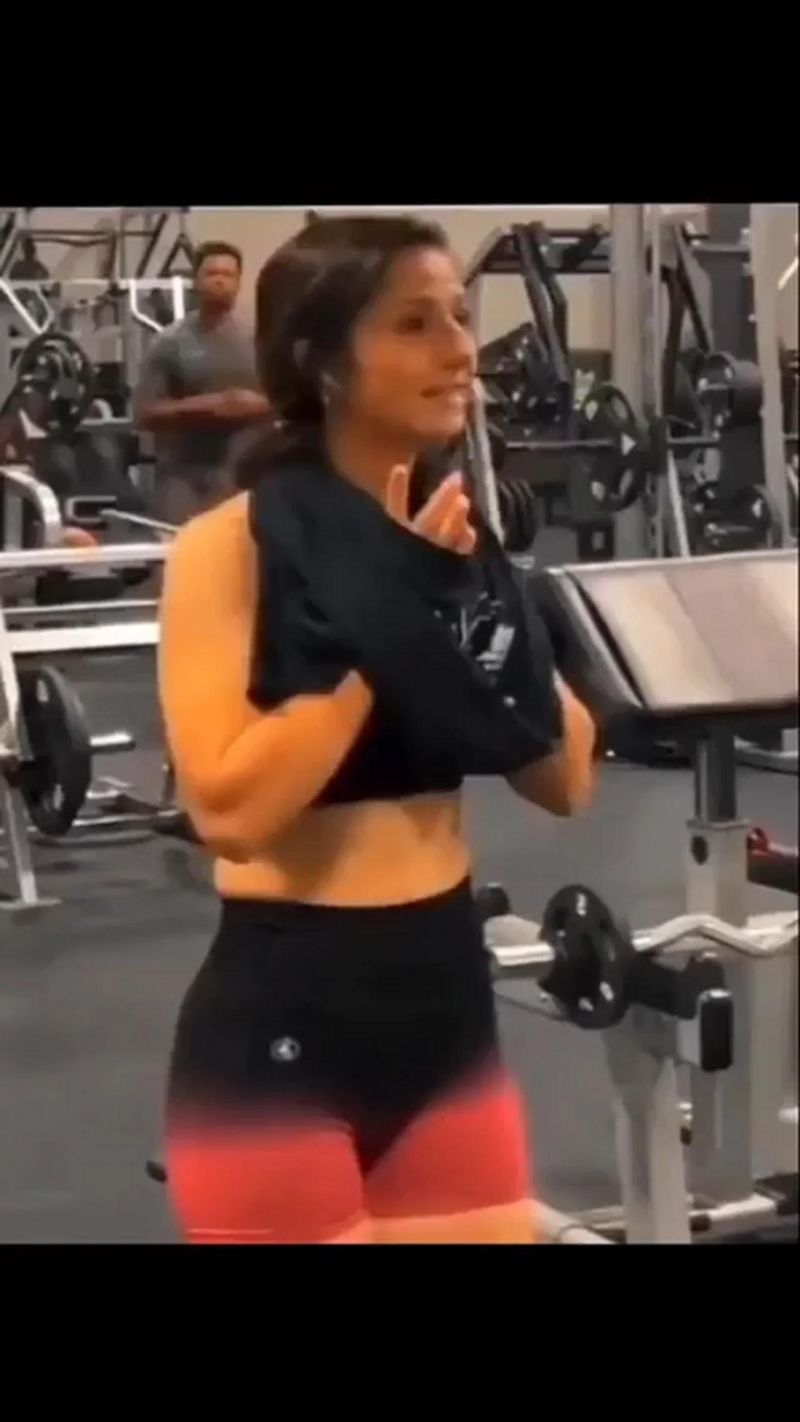 Gym Thots Modernity - Download Incredible Minimal Texture | HD