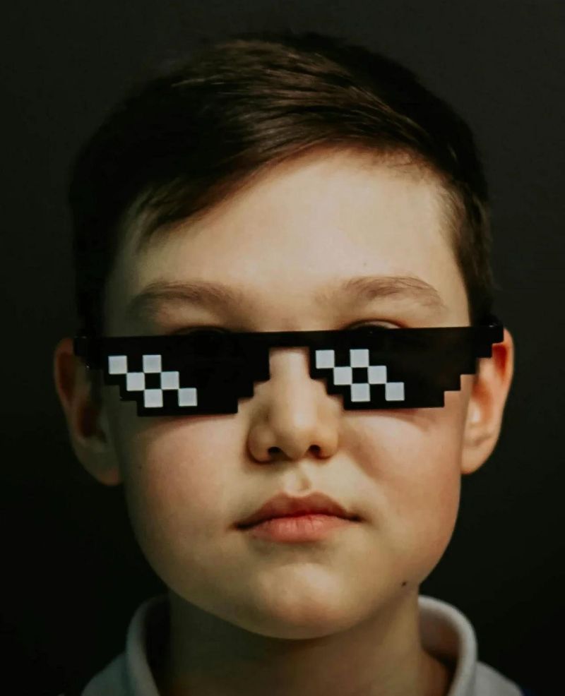 Retrowatch Indiegogo - Premium Minimal Picture Gallery - Ultra HD