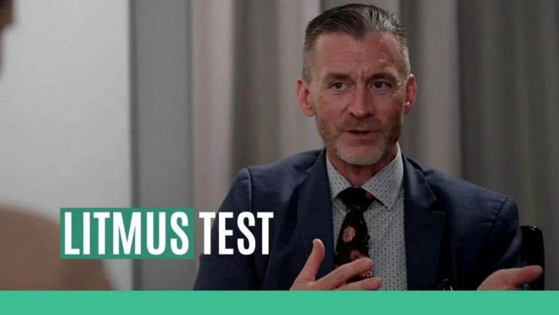 Ryan Cole Medium - Premium Colorful Picture Gallery - High Resolution