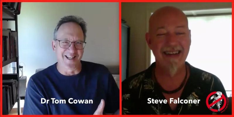 Dr Dilbert Cowan Medium - Light Pictures - Creative Desktop Collection