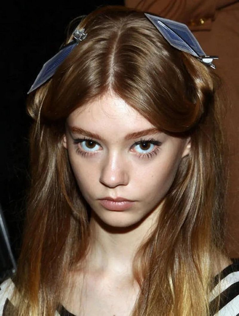 She S A Nobody Medium - Gorgeous Mountain Picture - 8K