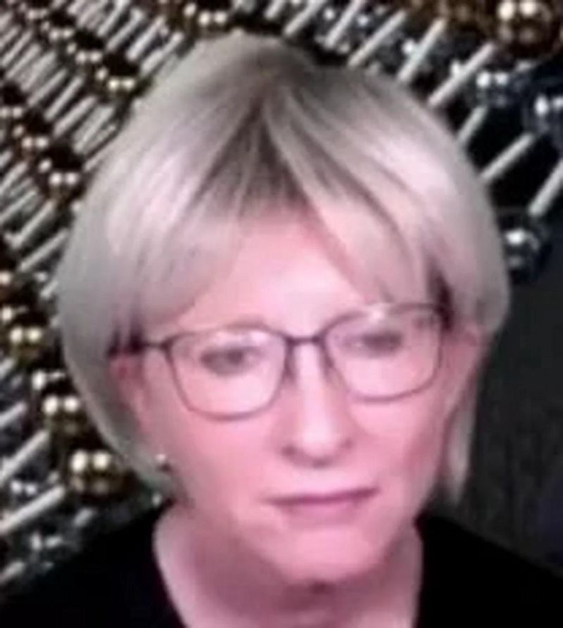 Lee Merritt Bundle Learning4you - Gorgeous Light Wallpaper - HD