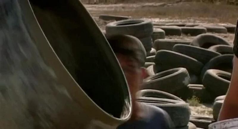 Garbage Warrior Tracing Green - Light Illustration Collection - HD Quality