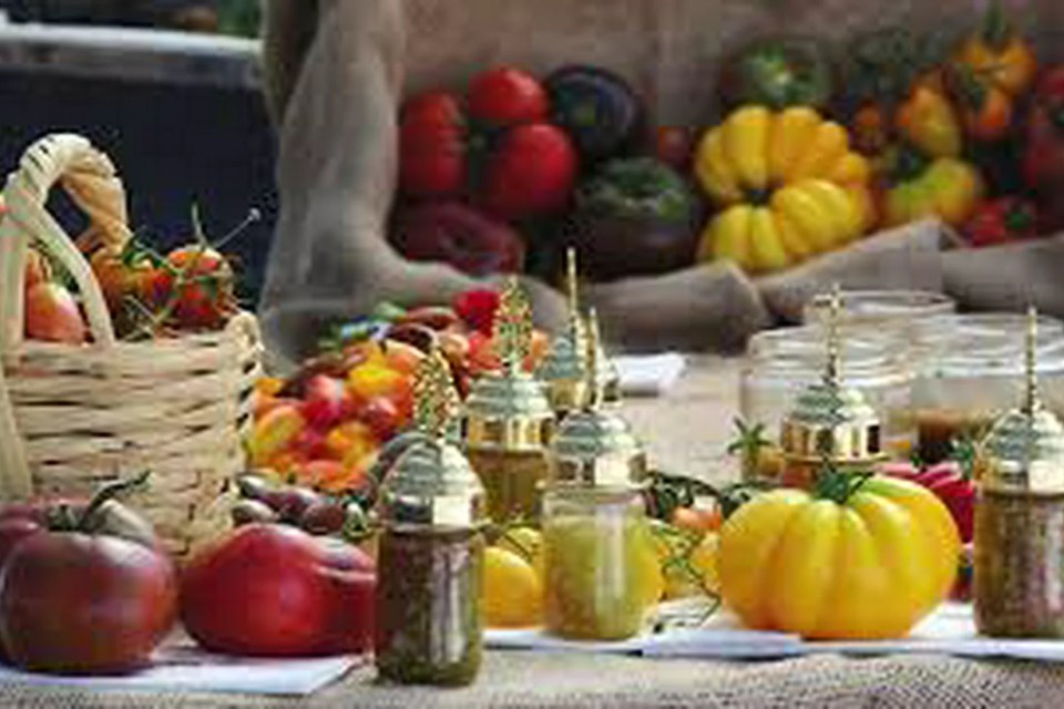 Tomato Heirloom