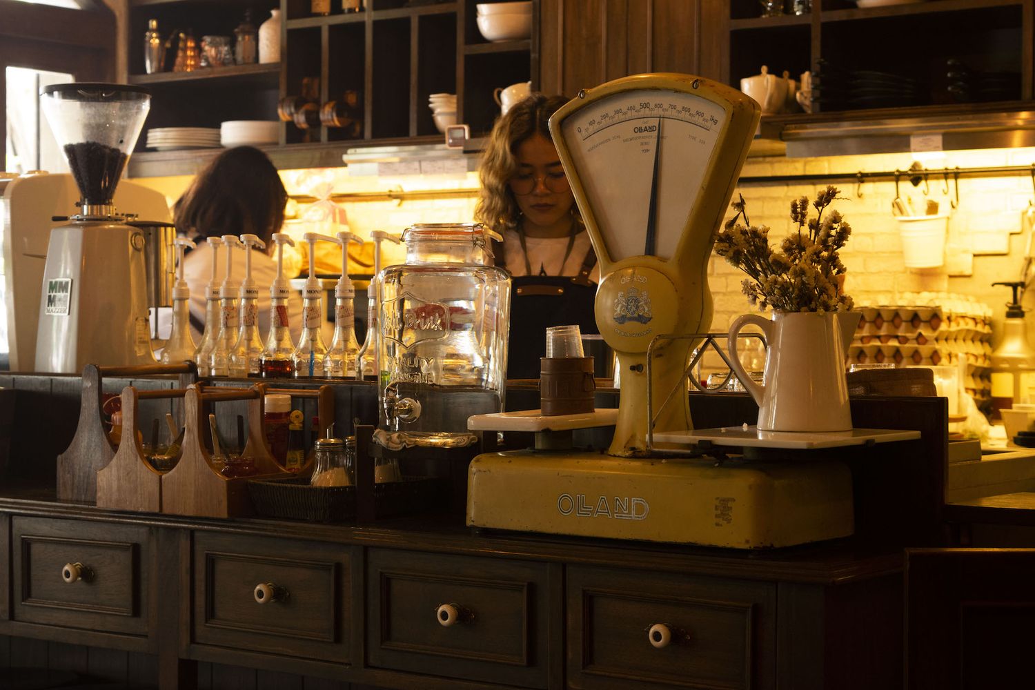 Petit peyton traveloque cafe: a top-notch dining experience in bangkok