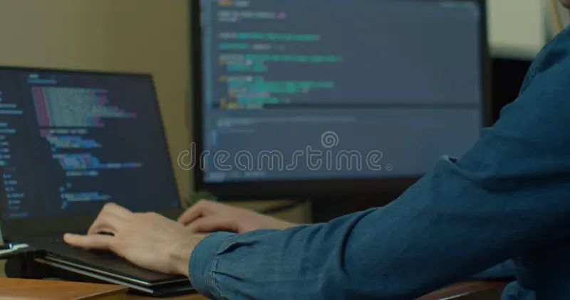 Coding On Screen Man Hands Coding Html Programming On Screen Laptop - Premium Space Design Gallery - Mobile
