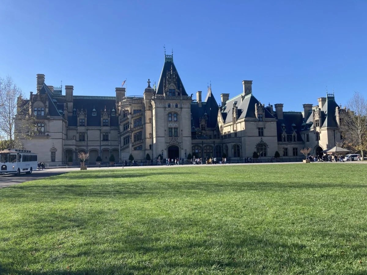 13 Extraordinary Mansions In The United States • Thumbwind - Vimarsana News