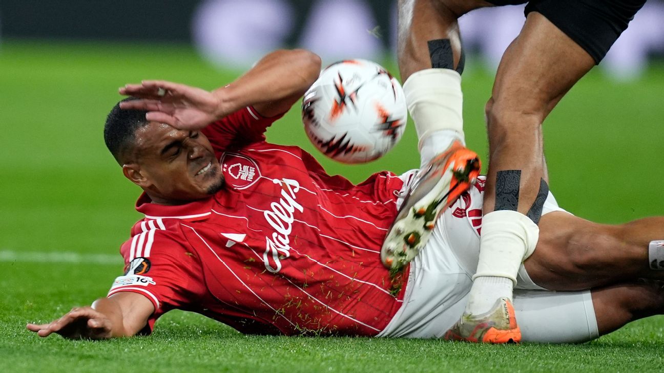 Murillo sofre nova lesão, e torcida ataca técnico do Forest: 'Coloquem minha avó para treinar'