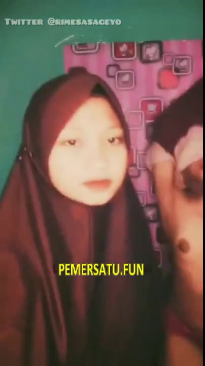 bokep22.com-koleksi adik kakak jilbab barbar bareng (3) (new) - amqgv9to1p0a