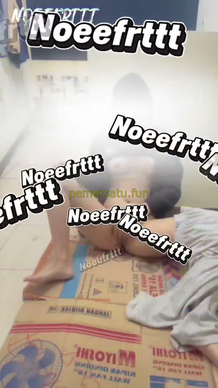 14 Porno Bokep noeefrtt hijab eksib 