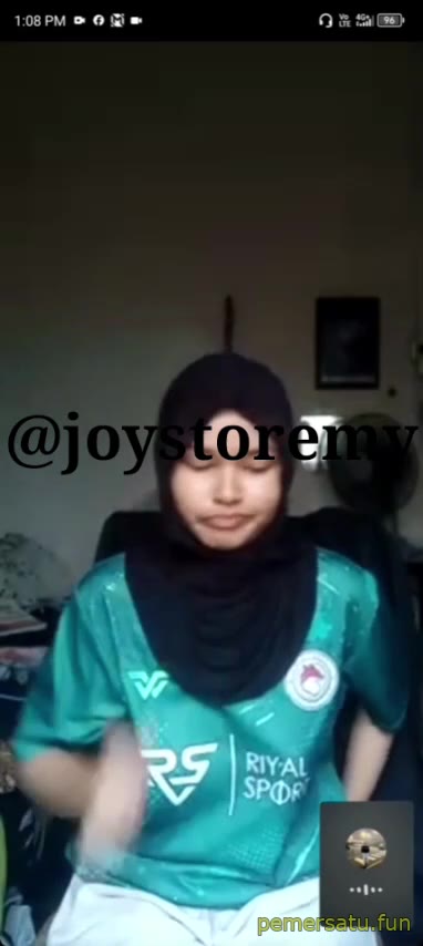 5 Viral Porno jilbab hitam abg melayu kacamata 