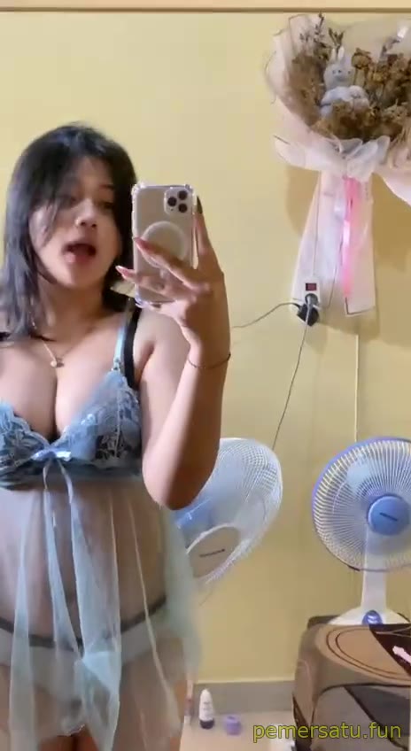 P15 Annie V1 Tiktoker Abg 18yo