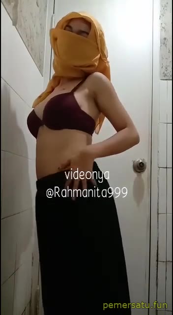 14 Porno Viral Rahmanita Hijab 18yo Ughtea Naughtea 