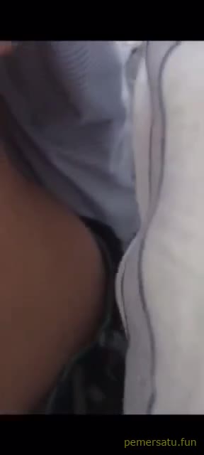 P8 Sepong Di Balik Selimut Biar Ga Ketauan Waktu Main Ke Rumah Temen