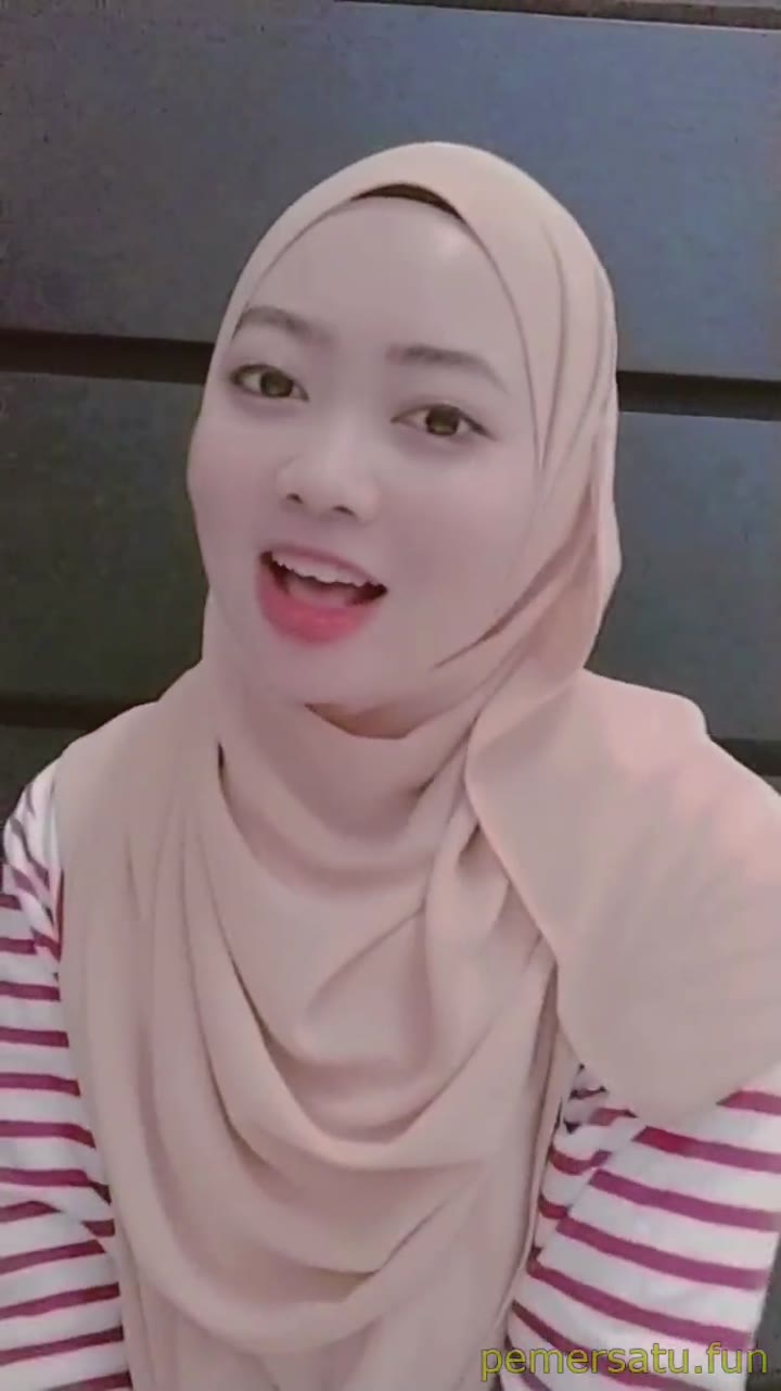 P1 Fans Liverpool Hijab 19yo Colok Memek