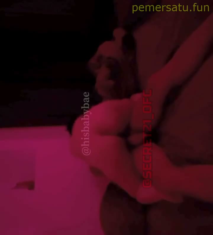8 Bokep Porno hisbabybae montok tobrut suka ngewe 