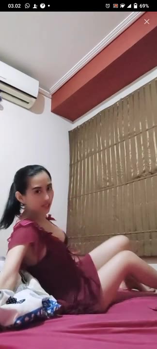 Video Viral Terbaru bigo hot paha mulus mbok jamu PEMERSATUDOTFUN