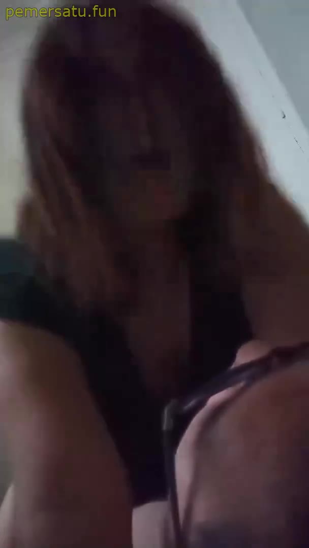 Anjing Udah 20menit Yang Keluar Keluar