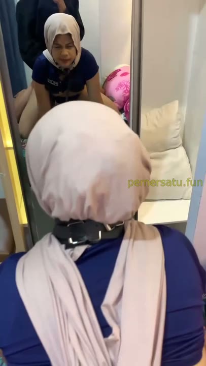  viral download Entot Zeylin Hijab Binal 18Yo Di Cermin