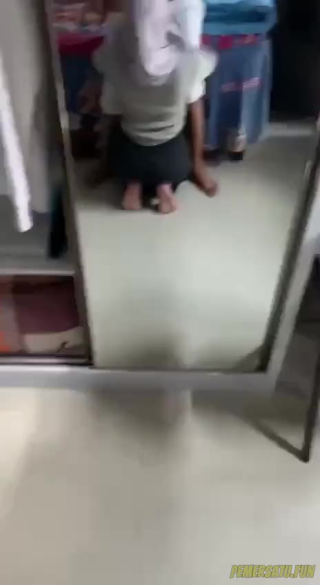 P1 Jilbab Abu Cantik Viral Banyak Videonya