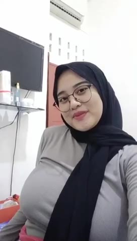 ass.gdav.top-Acha Imut Toge Pakai Hijab - DoodStream - i8g6off8wdlv