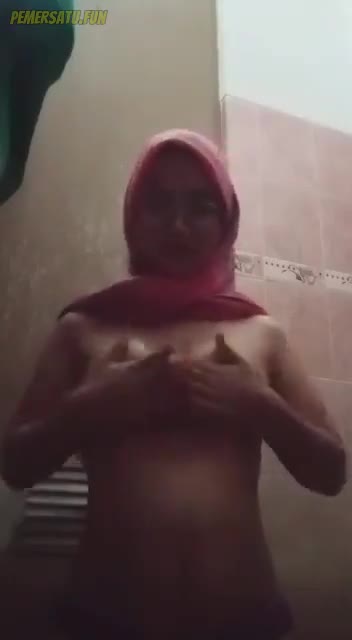 ass.gdav.top-jilbab merah muda remas toket (1) - 1fm5p87503w3