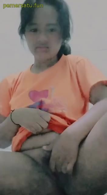 P4 Viona Esema 18yo Abg