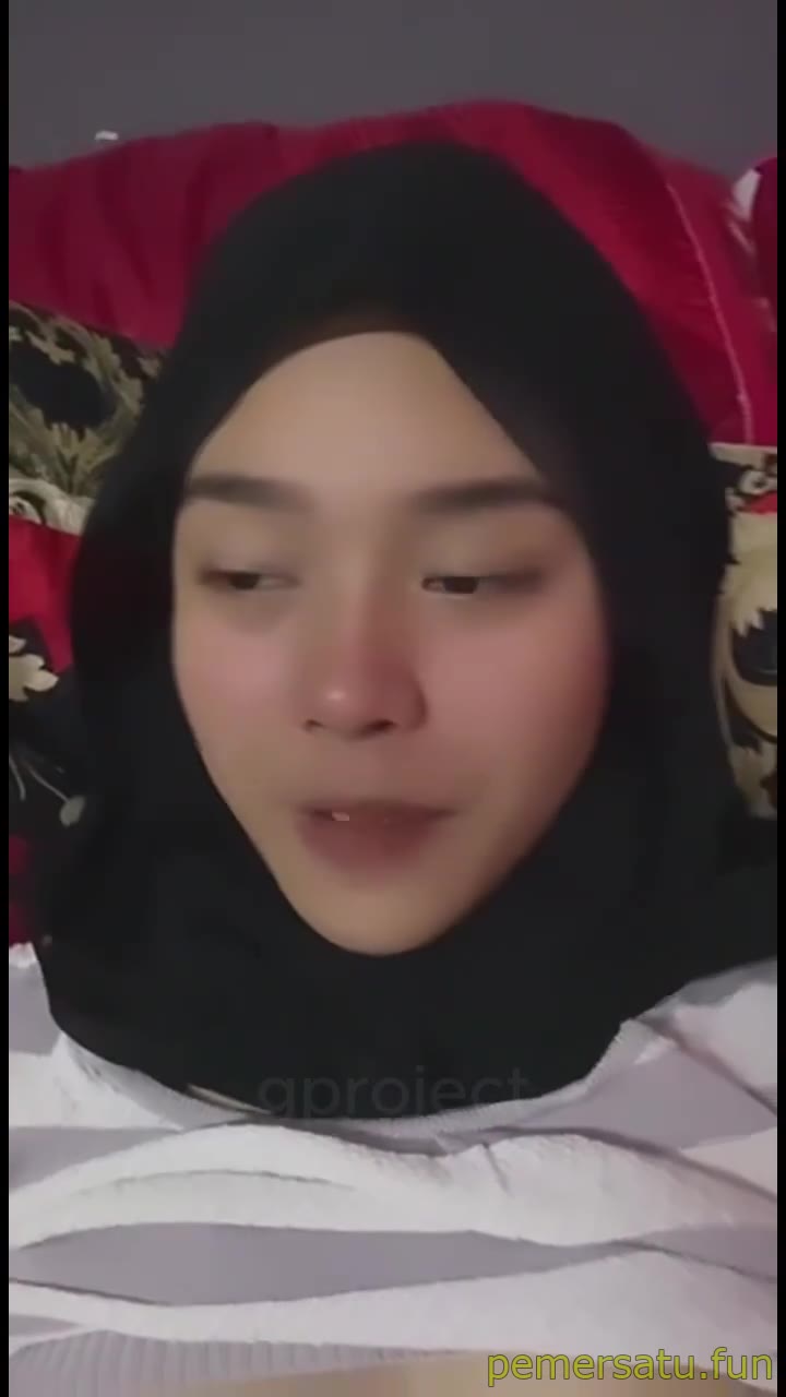 5 Bokep Porno jilbab cakep cantik colmek enak 