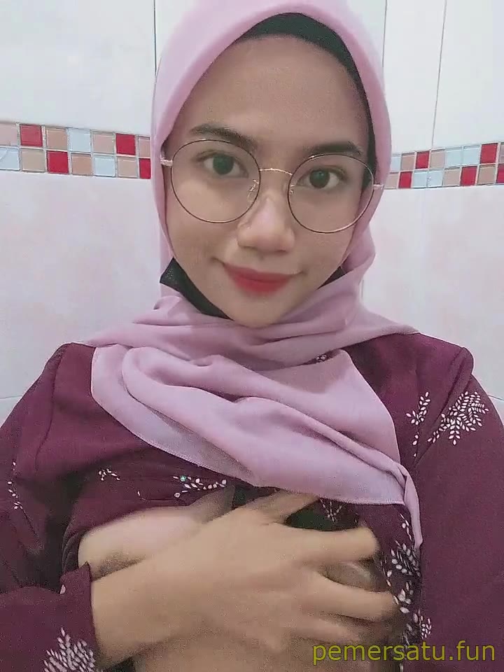 Video Viral Terbaru P8 Isyifa Hijab Sange Jilbab Pink Bugil Colok Memek 8 PEMERSATUDOTFUN