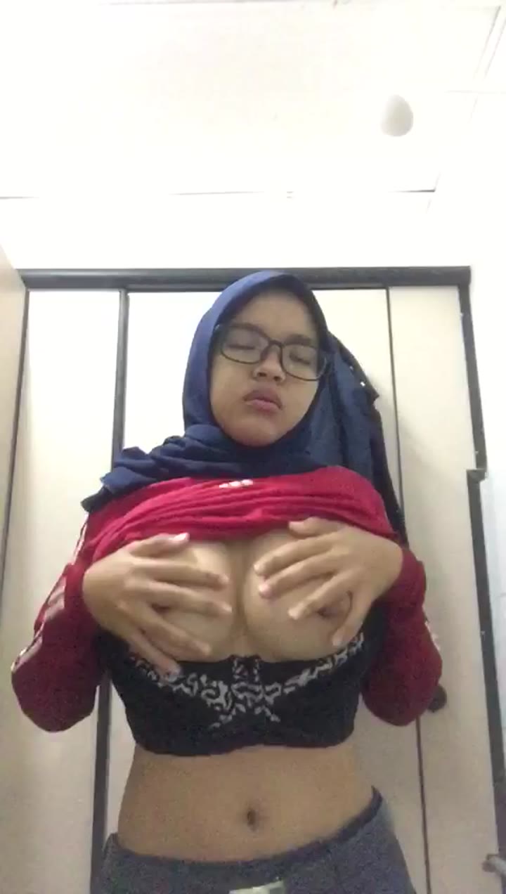 6298418416864723207 ARINA PEMERSATUDOTFUN 