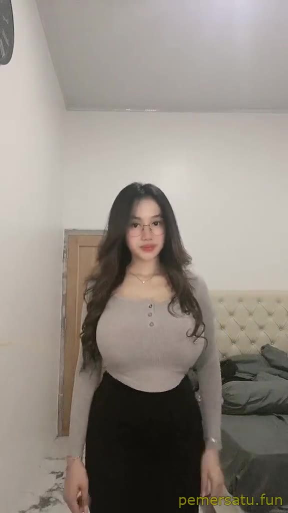 doooood.co-toket gede kacamata viral di tiktok (1) - prye244e01il