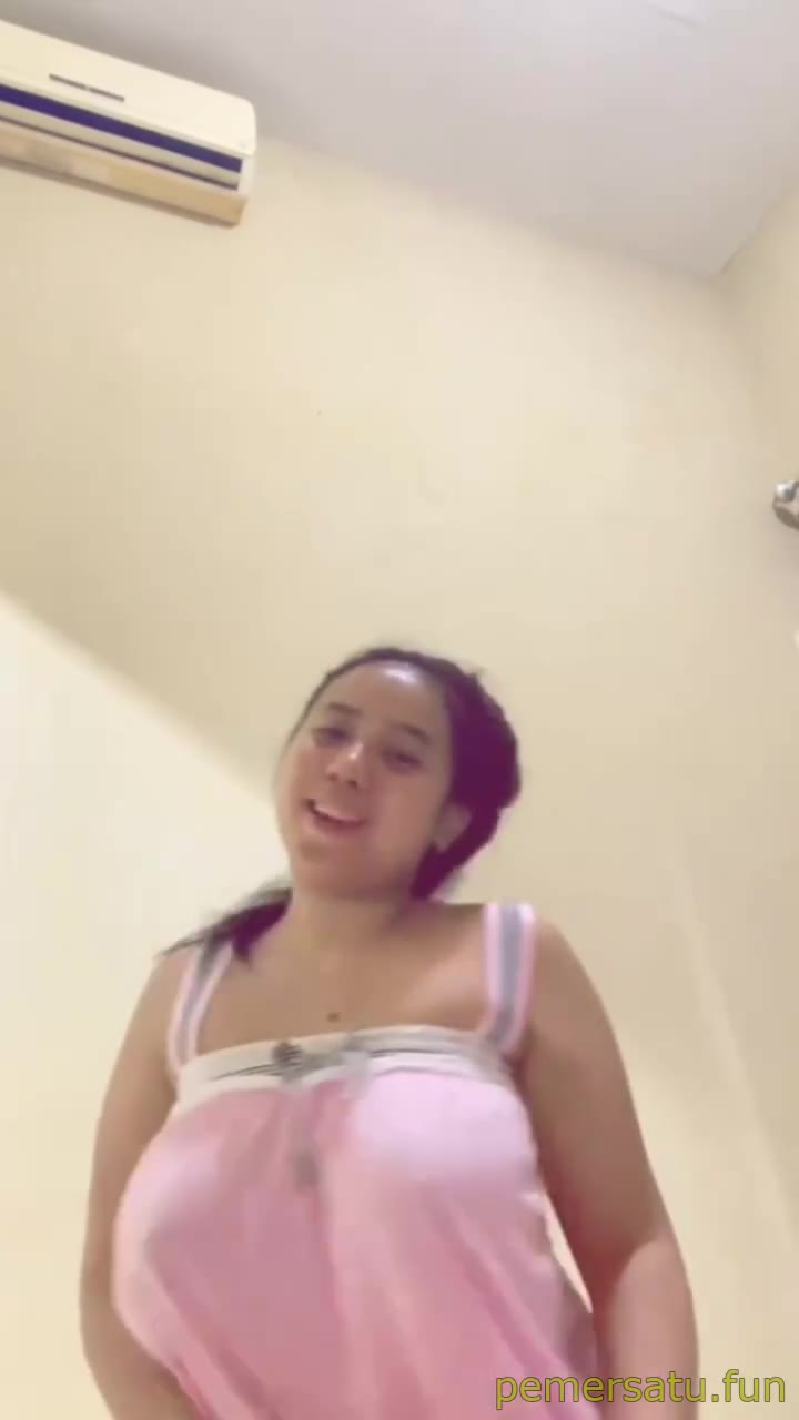 2 Bokep Terbaru janda toket gede brutal ngondoy 