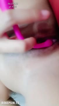 Video Viral Terbaru Feni ABG 18yo Omek Geter Manjah di BLING2 PEMERSATUDOTFUN