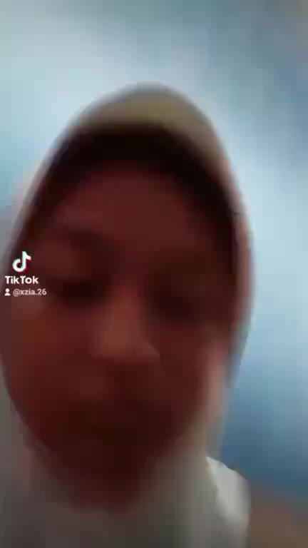 bokep22.com-abg jilbab putih tapi ga pake baju - shb6787ukl8f
