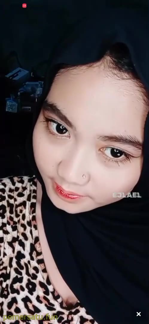 2025-10 Kompilasi ZX NATALIA Hijab Vcs Sampai Colmek