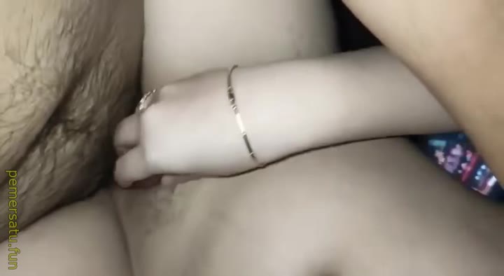 20 Viral Terbaru fara abg 18yo 