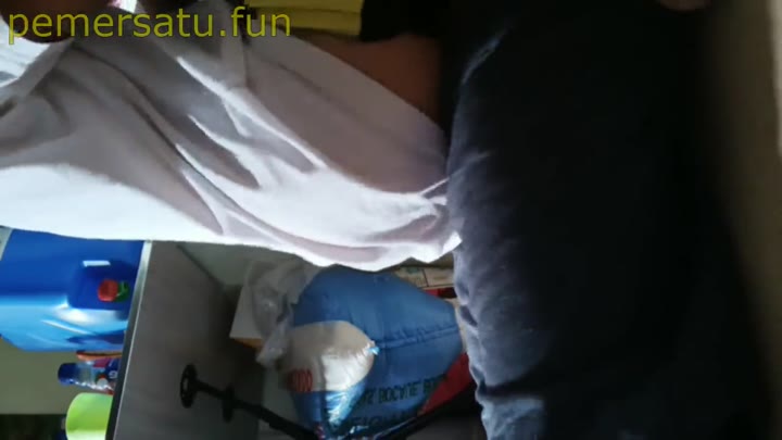 P4 Senior Highschool 18yo Skandal