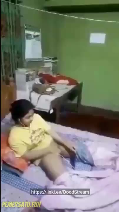 bokepindo.com.co-intip abg tetangga mau liat ganti baju ternyata colmek - csn5sz3t5qi3