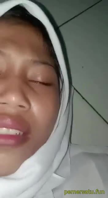  Porno Terbaru entot hijab abg 18yo memek mulus