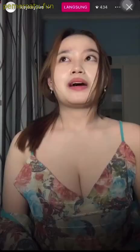 P34 Keyshit Cantik Mulus Sange Suka Colmek Crot