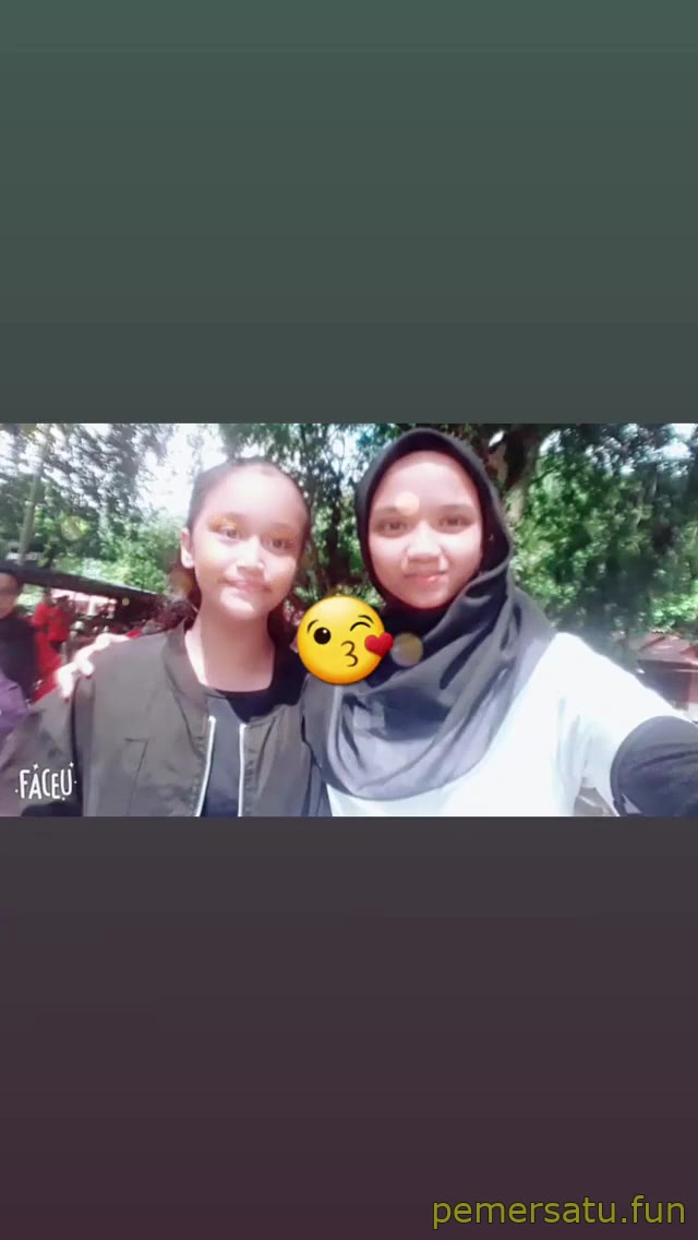 4 Viral Terbaru abg hijab 18yo kurus polos sangean 