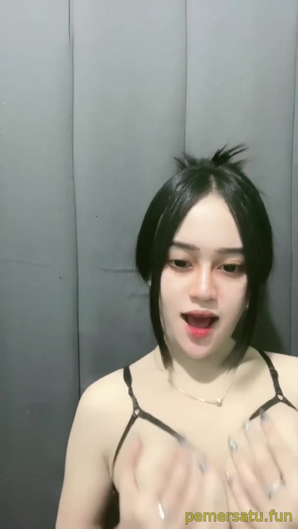 2 Bokep Porno miss arum cantik seksi binal live 