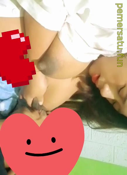 P73 Claudia Hijab Tobrut