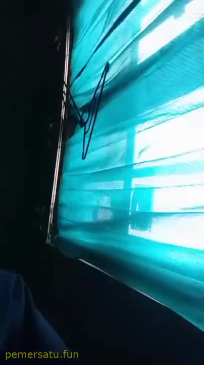 hijab kacamata montok dientot Video Bokep