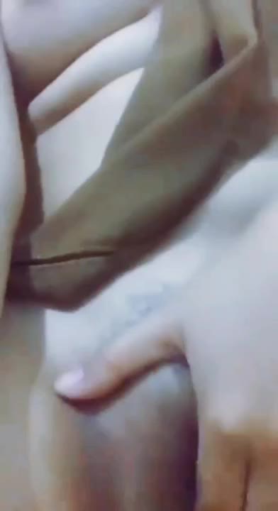 Abg jilbab cantik banget pamer colmek 4 Video Bokep