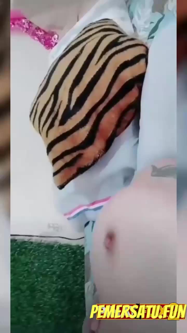 Kerasa Colmek Pakai Dildo Kekecilan Tapi Masih